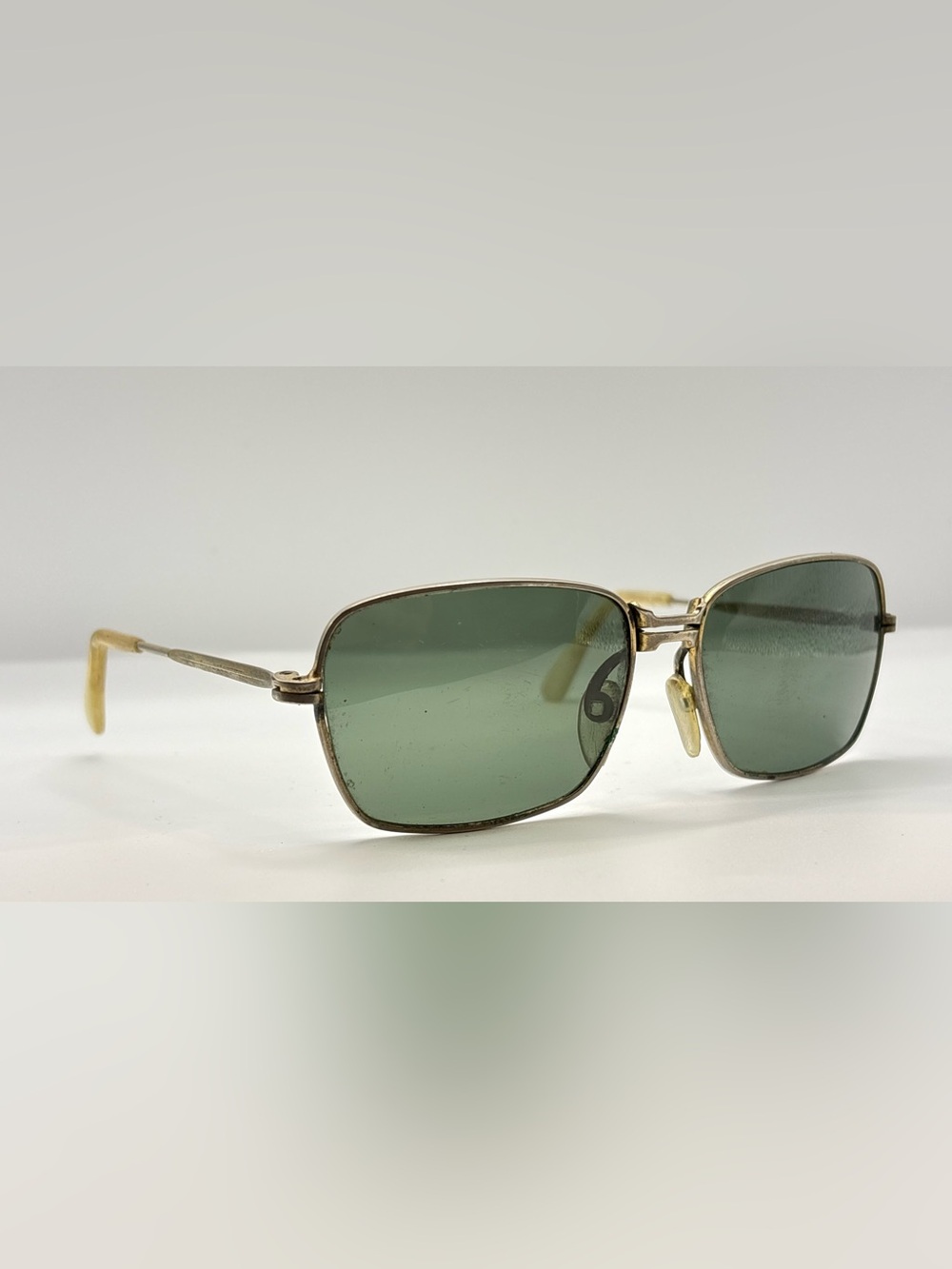 Gold Gray Oval Metal Sunglasses Frames
